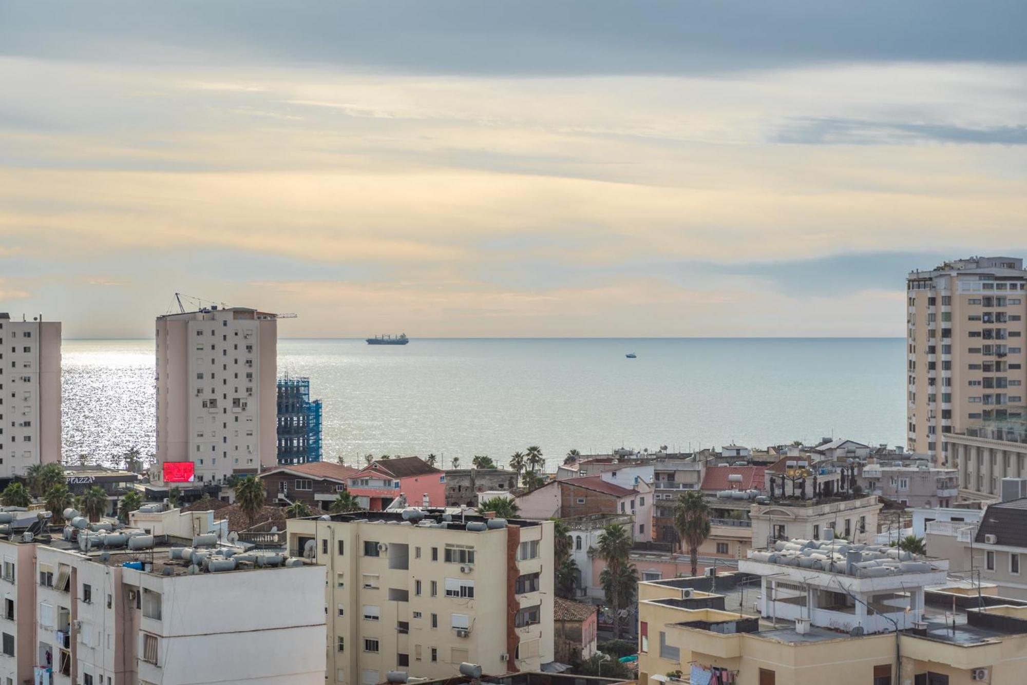 Sky Apartments دراس المظهر الخارجي الصورة